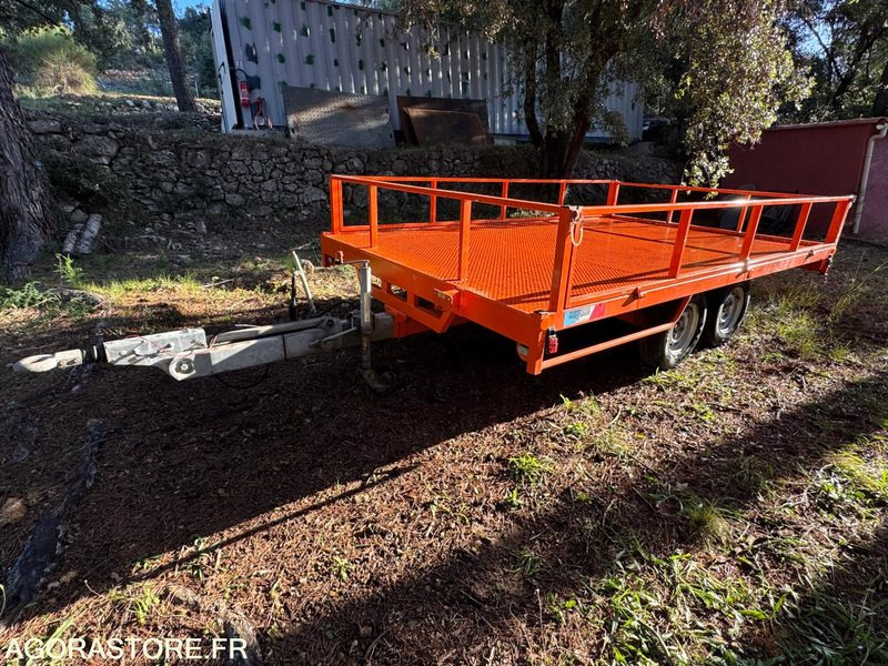 REMORQUE MOIROUD - Anhänger: das Bild 4 REMORQUE MOIROUD - Anhänger: das Bild 4