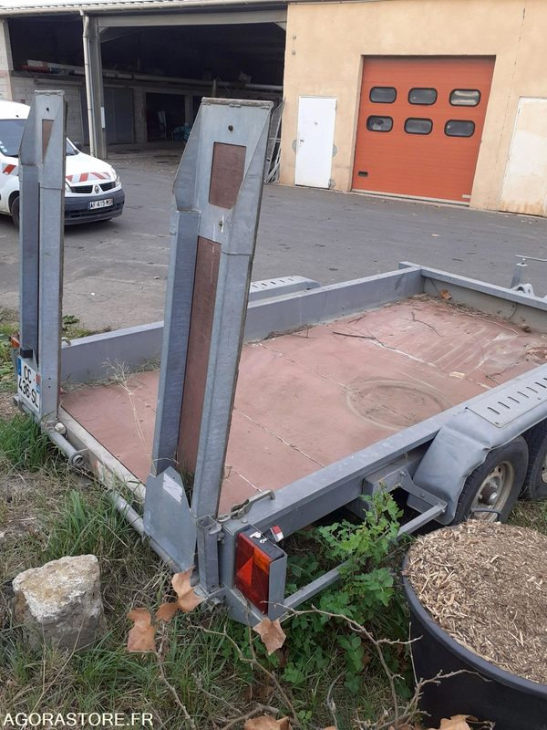 REMORQUE R.S.A - Anhänger: das Bild 4 REMORQUE R.S.A - Anhänger: das Bild 4