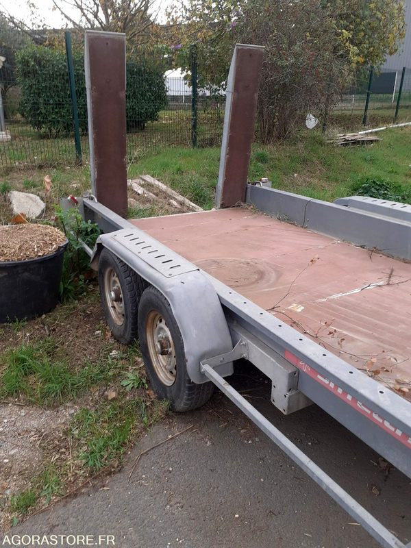 REMORQUE R.S.A - Anhänger: das Bild 2 REMORQUE R.S.A - Anhänger: das Bild 2