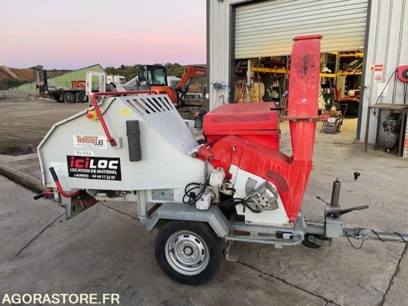 Broyeur de végétaux BUGNOT B55 Série N56 - Gartengerät: das Bild 3 Broyeur de végétaux BUGNOT B55 Série N56 - Gartengerät: das Bild 3