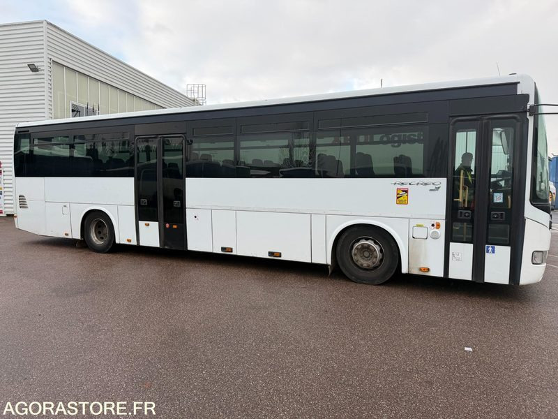 Car Irisbus - 2010 - 482534kms - AJ 948 FV - Bus: das Bild 4 Car Irisbus - 2010 - 482534kms - AJ 948 FV - Bus: das Bild 4