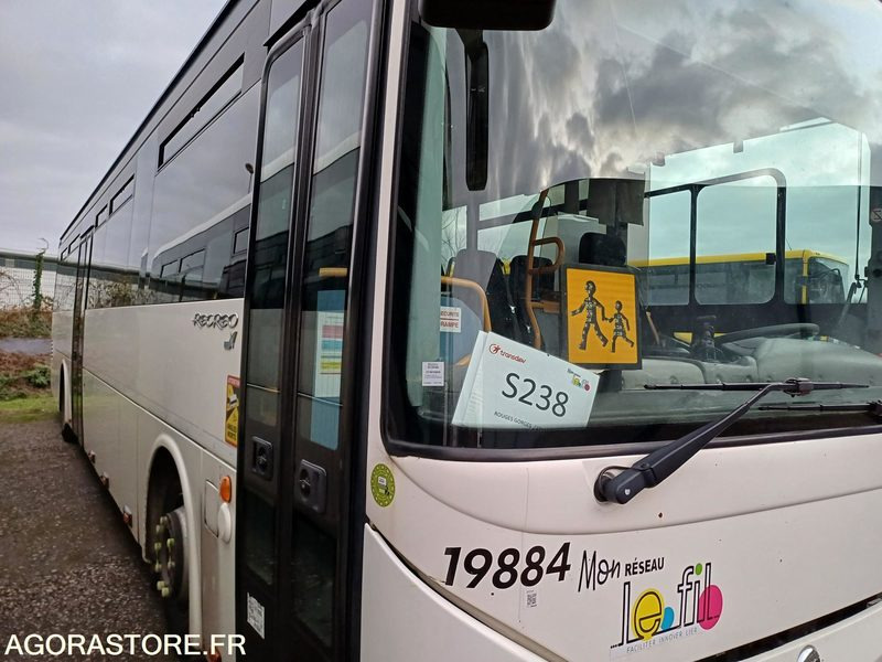 CAR IRISBUS RECREO - PARC 19884 - MEC 2009/395000KM/ AC-725-MJ - Schulbus: das Bild 2 CAR IRISBUS RECREO - PARC 19884 - MEC 2009/395000KM/ AC-725-MJ - Schulbus: das Bild 2