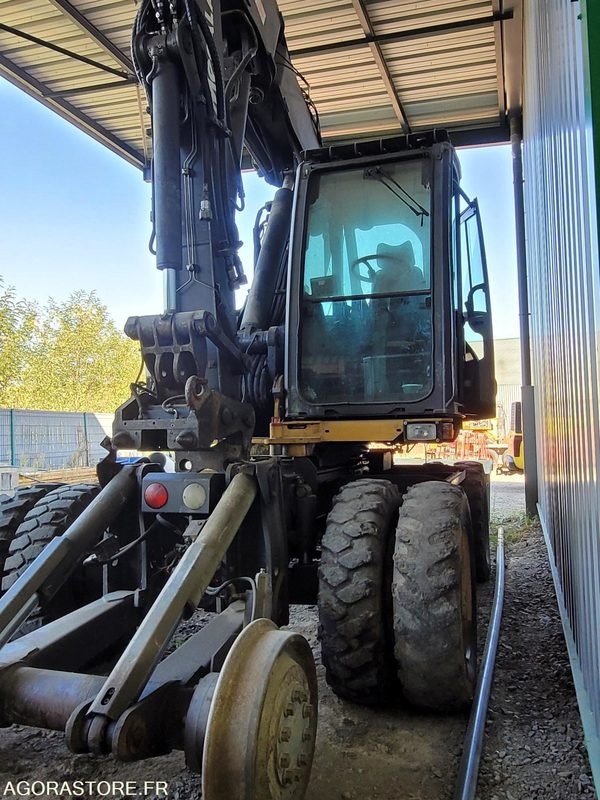 CHARGEUSE - MECALAC - 714 MWRR - 2008 / 7007 HEURES - Mobilbagger: das Bild 2 CHARGEUSE - MECALAC - 714 MWRR - 2008 / 7007 HEURES - Mobilbagger: das Bild 2