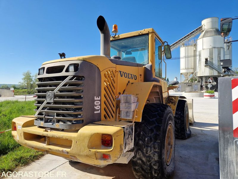 CHARGEUSE VOLVO L60E - 2005 / 6 670 HEURES - Lader: das Bild 3 CHARGEUSE VOLVO L60E - 2005 / 6 670 HEURES - Lader: das Bild 3