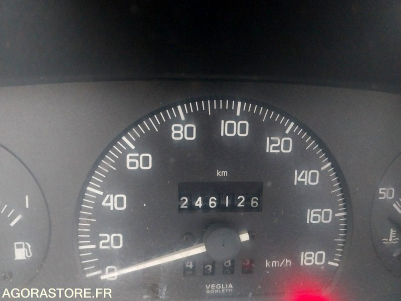 CITROEN JUMPER 9 PLACES - 1995 / 246126 KM - Kleinbus, Personentransporter: das Bild 4 CITROEN JUMPER 9 PLACES - 1995 / 246126 KM - Kleinbus, Personentransporter: das Bild 4