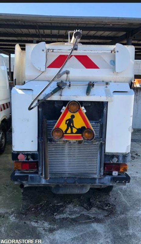 CITY LAV 2000 - Kehrmaschine: das Bild 3 CITY LAV 2000 - Kehrmaschine: das Bild 3