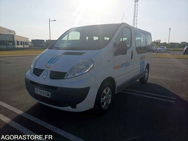 CP-910-CW - Roulant - RENAULT TRAFIC - VP - 9 Places - 308 000 Kms - Kleinbus, Personentransporter: das Bild 1 CP-910-CW - Roulant - RENAULT TRAFIC - VP - 9 Places - 308 000 Kms - Kleinbus, Personentransporter: das Bild 1