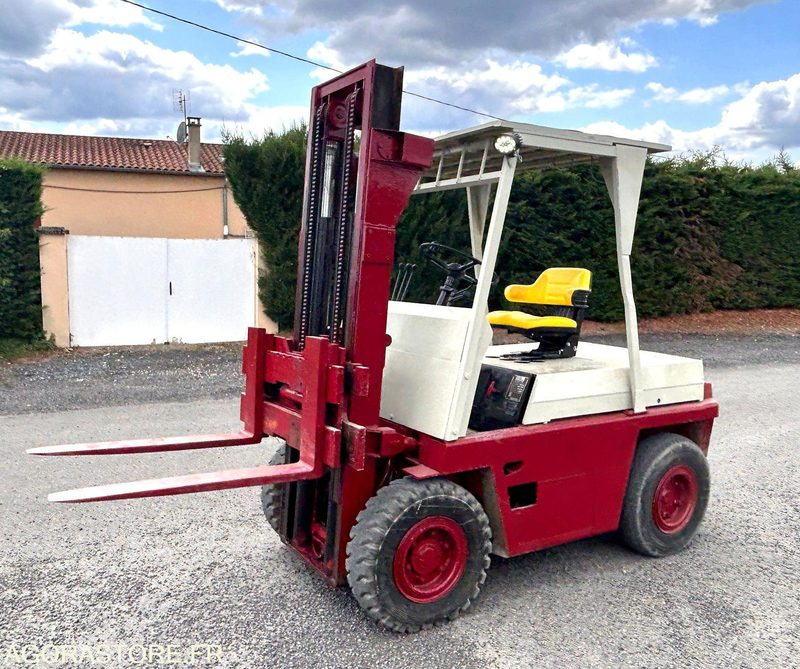 Chariot Elevateur Salev 2T - Dieselstapler: das Bild 1 Chariot Elevateur Salev 2T - Dieselstapler: das Bild 1