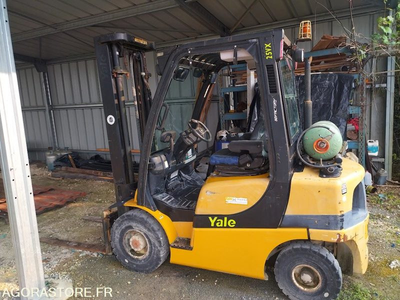 Chariot Élévateur YALE GLP25VX (2007) - Pour Pièces ou Réparation - Treibgasstapler: das Bild 1 Chariot Élévateur YALE GLP25VX (2007) - Pour Pièces ou Réparation - Treibgasstapler: das Bild 1