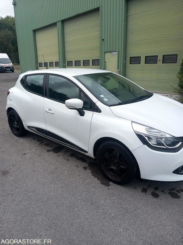 Clio IV essence - PKW: das Bild 2 Clio IV essence - PKW: das Bild 2