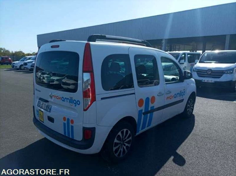EX-801-MV - Roulant - RENAULT KANGOO - VP - 226 710 Kms - PKW: das Bild 5 EX-801-MV - Roulant - RENAULT KANGOO - VP - 226 710 Kms - PKW: das Bild 5