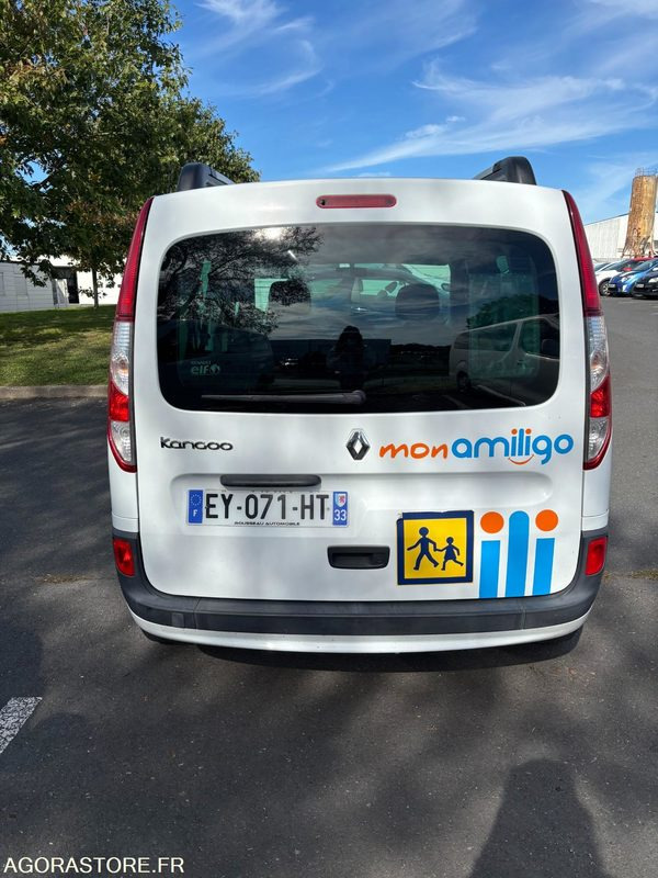 EY-071-HT - Roulant - RENAULT KANGOO II - VP - 196 430 Kms - PKW: das Bild 4 EY-071-HT - Roulant - RENAULT KANGOO II - VP - 196 430 Kms - PKW: das Bild 4