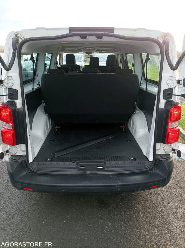 EY-346-BY - Roulant - CITROEN JUMPY SPACE TOURER - VP - 189 243 Kms "CG PERDUE" - Kleinbus, Personentransporter: das Bild 4 EY-346-BY - Roulant - CITROEN JUMPY SPACE TOURER - VP - 189 243 Kms "CG PERDUE" - Kleinbus, Personentransporter: das Bild 4