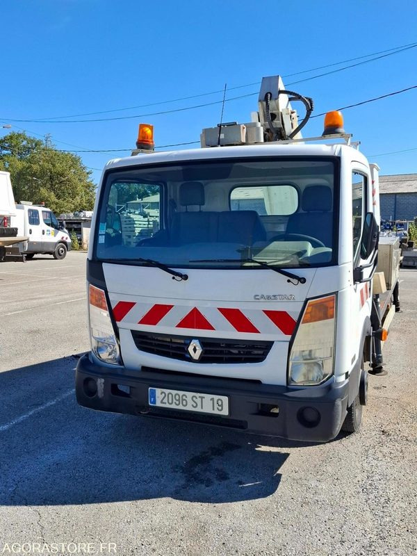 Elévateur à Nacelle 160 ALU CABSTAR sur châssis NISSAN <3.5T H.16M - 2007 - LKW mit Arbeitsbühne: das Bild 1 Elévateur à Nacelle 160 ALU CABSTAR sur châssis NISSAN <3.5T H.16M - 2007 - LKW mit Arbeitsbühne: das Bild 1