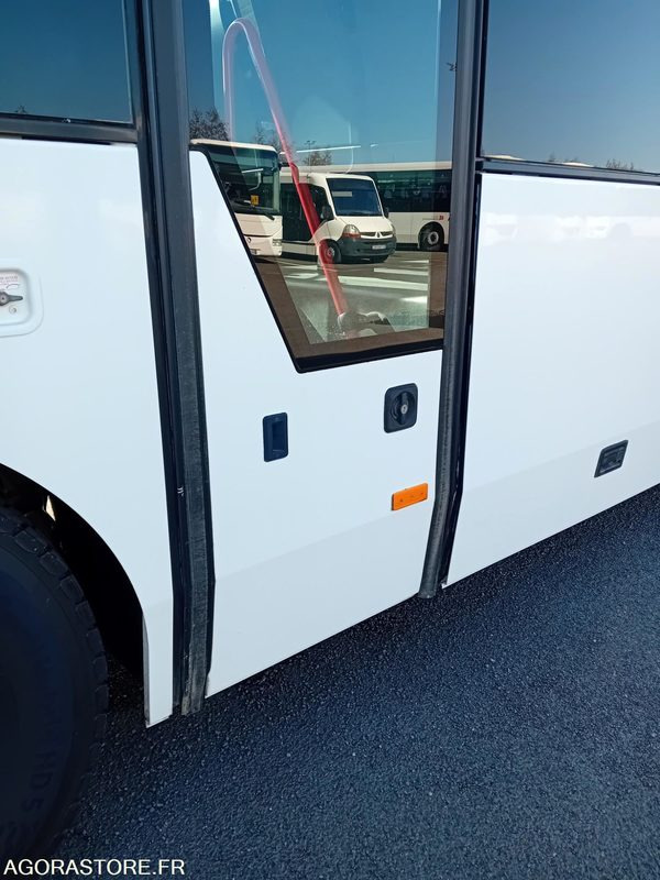 Schulbus FAST SCOLER 4 - CZ 609 AR - E5 - 2013 - 145000 KM -: das Bild 6 Schulbus FAST SCOLER 4 - CZ 609 AR - E5 - 2013 - 145000 KM -: das Bild 6