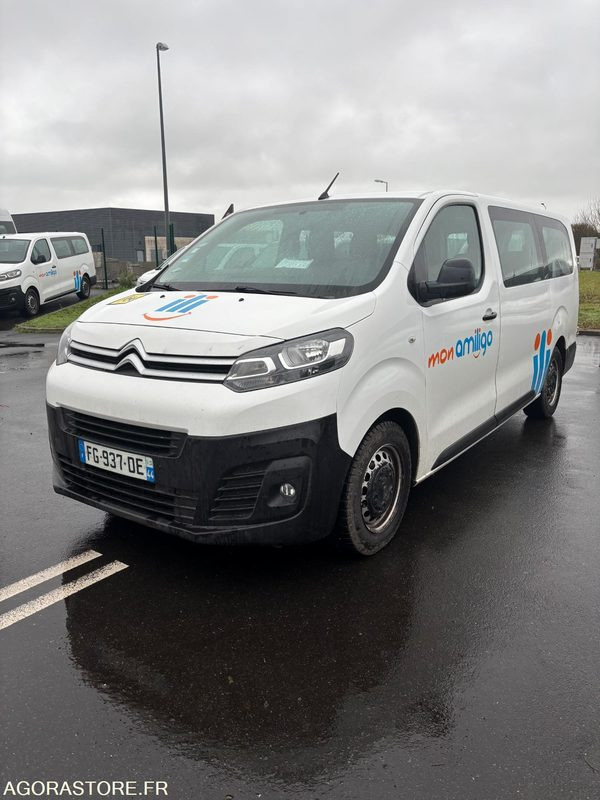 FG-937-DE - Roulant - CITROEN JUMPY SPACE TOURER - VP -192 510 Kms - Kleinbus, Personentransporter: das Bild 2 FG-937-DE - Roulant - CITROEN JUMPY SPACE TOURER - VP -192 510 Kms - Kleinbus, Personentransporter: das Bild 2