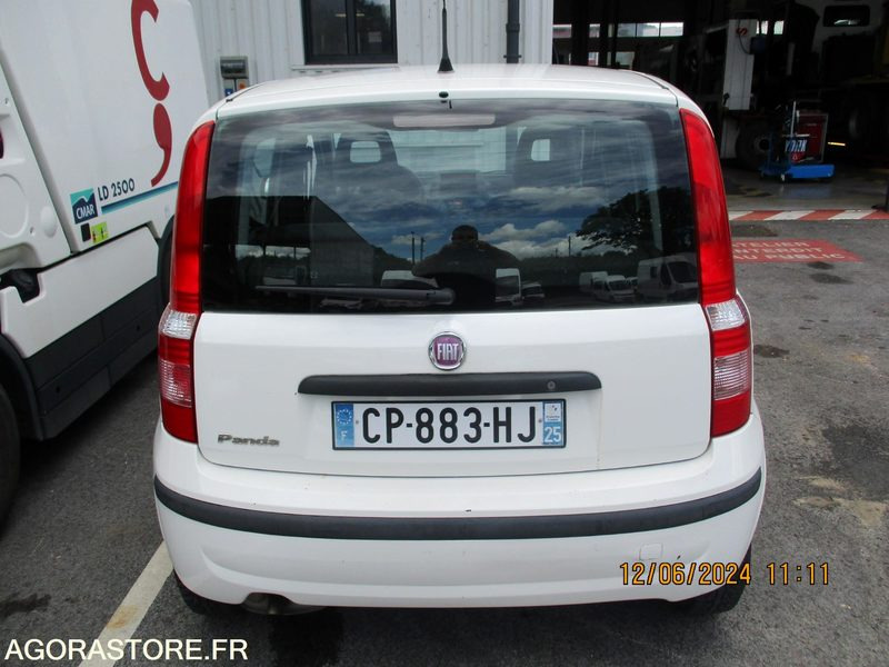 FIAT PANDA 1432 - PKW: das Bild 3 FIAT PANDA 1432 - PKW: das Bild 3