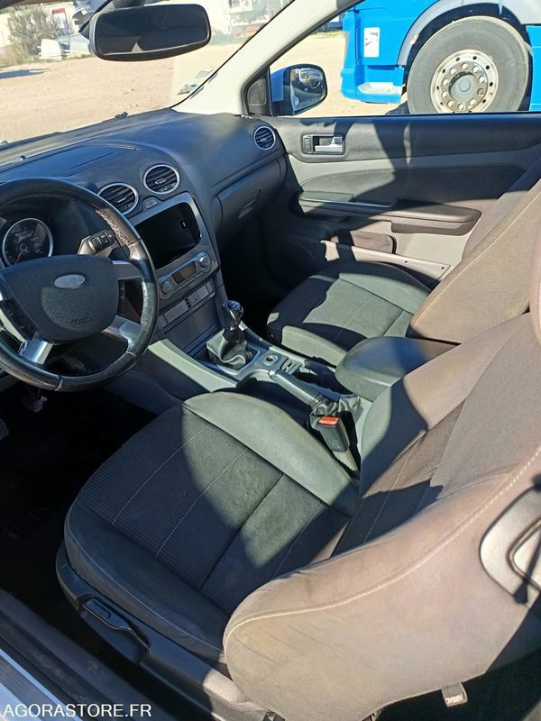 PKW FORD FOCUS 1.6 TDCI 90CH - 2009 - 187000KMS: das Bild 9 PKW FORD FOCUS 1.6 TDCI 90CH - 2009 - 187000KMS: das Bild 9