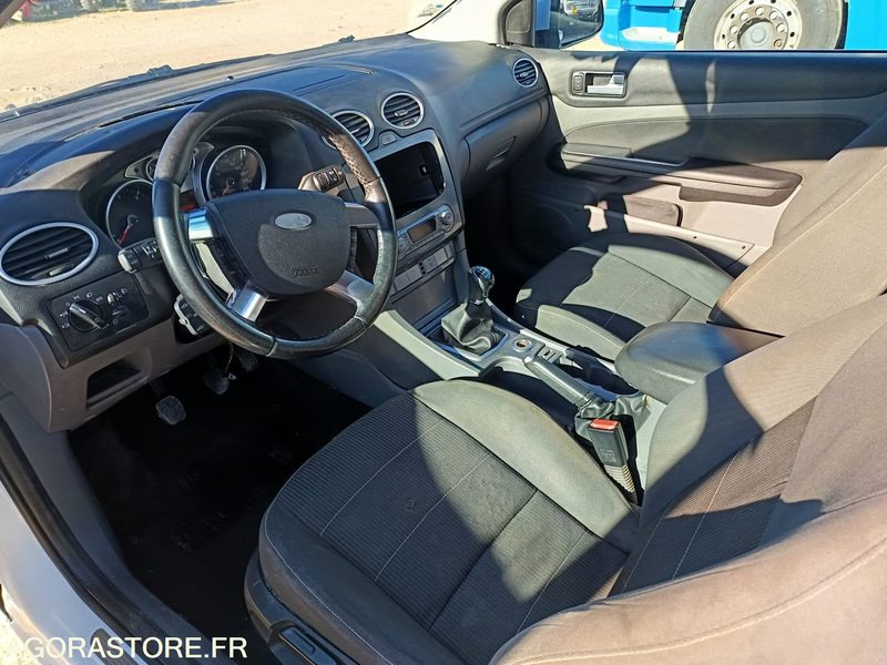 PKW FORD FOCUS 1.6 TDCI 90CH - 2009 - 187000KMS: das Bild 10 PKW FORD FOCUS 1.6 TDCI 90CH - 2009 - 187000KMS: das Bild 10