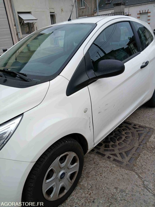 FORD KA - PKW: das Bild 2 FORD KA - PKW: das Bild 2