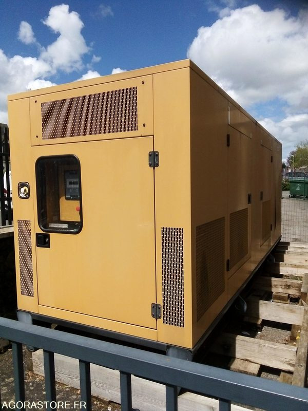 GROUPE ELECTROGENE Caterpillar Olympian 550.2 - Stromgenerator: das Bild 2 GROUPE ELECTROGENE Caterpillar Olympian 550.2 - Stromgenerator: das Bild 2