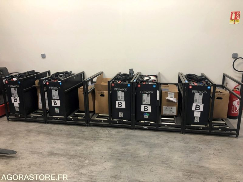 Gerbeur à plateforme élevable - Hochhubwagen: das Bild 5 Gerbeur à plateforme élevable - Hochhubwagen: das Bild 5