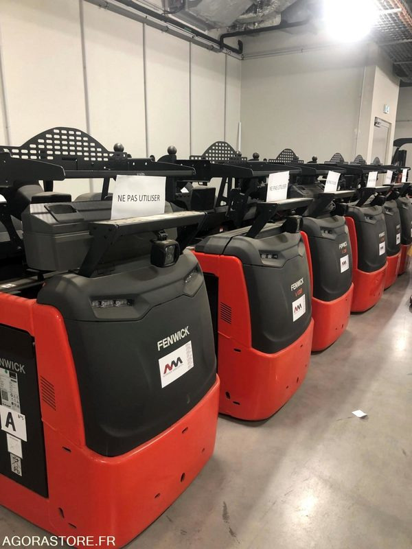 Gerbeur à plateforme élevable - Hochhubwagen: das Bild 1 Gerbeur à plateforme élevable - Hochhubwagen: das Bild 1