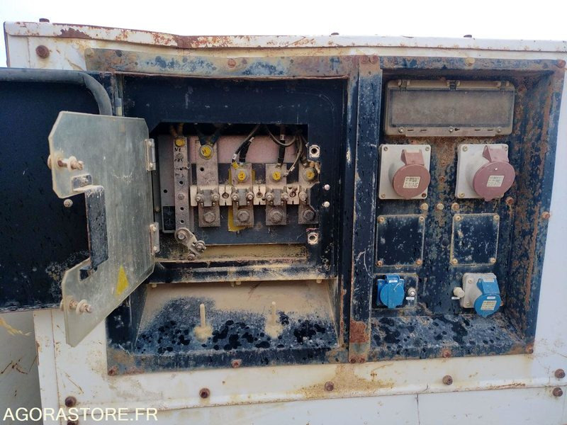 Groupe électrogène SDMO 60 kVA - Stromgenerator: das Bild 5 Groupe électrogène SDMO 60 kVA - Stromgenerator: das Bild 5