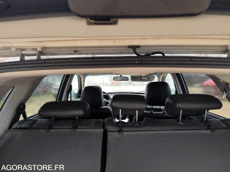 HYUNDAI TUCSON 2.0 CRDi 4WD 140CH - 2007 - 236700KMS - SUV/ Geländewagen: das Bild 5 HYUNDAI TUCSON 2.0 CRDi 4WD 140CH - 2007 - 236700KMS - SUV/ Geländewagen: das Bild 5