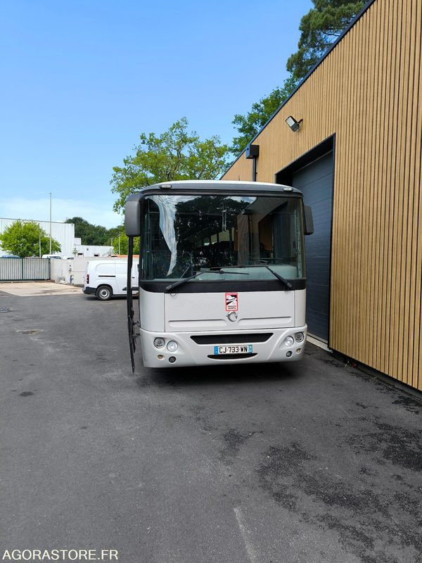 IVECO IRISBUS - 2005 - 486899km - 63 places - Schulbus: das Bild 2 IVECO IRISBUS - 2005 - 486899km - 63 places - Schulbus: das Bild 2