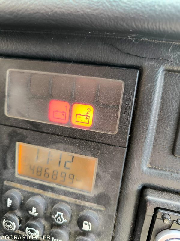 IVECO IRISBUS - 2005 - 486899km - 63 places - Schulbus: das Bild 5 IVECO IRISBUS - 2005 - 486899km - 63 places - Schulbus: das Bild 5