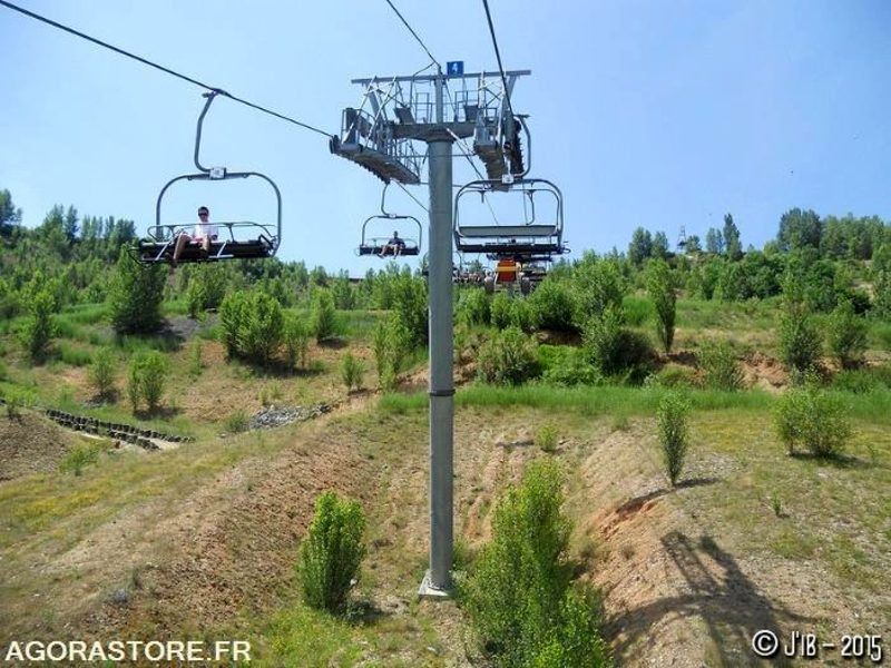 Installation "télésiège" - 2002 - Pomagalski - Werkzeug/ Gerät: das Bild 5 Installation "télésiège" - 2002 - Pomagalski - Werkzeug/ Gerät: das Bild 5