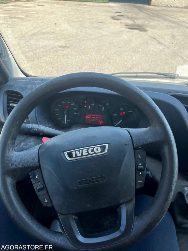 Iveco Daily 35C BVA - 2019 - 118 200km - Kastenwagen: das Bild 4 Iveco Daily 35C BVA - 2019 - 118 200km - Kastenwagen: das Bild 4