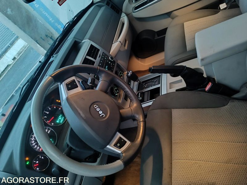 Jeep Cherokee IV 2.8 CRD Jamboree - 2009 - 193 000 KM - PKW: das Bild 3 Jeep Cherokee IV 2.8 CRD Jamboree - 2009 - 193 000 KM - PKW: das Bild 3