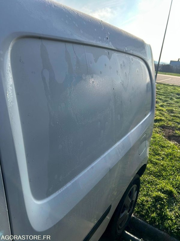 KANGOO - Kleintransporter: das Bild 2 KANGOO - Kleintransporter: das Bild 2