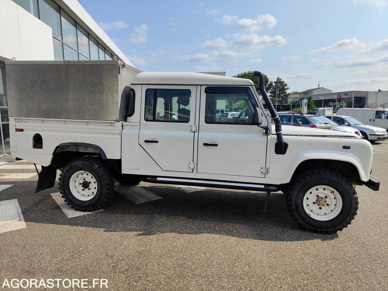 LAND ROVER DEFENDER 130 MARK IV TD5 CREW CAB E - 240 000 KM - PKW: das Bild 3 LAND ROVER DEFENDER 130 MARK IV TD5 CREW CAB E - 240 000 KM - PKW: das Bild 3