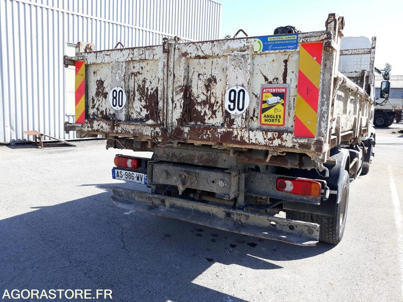 CAMION BI-BENNE + GRUE - PL RENAULT MILDIUM 180 DCI Db - 2003 / 263 610 KM - LKW: das Bild 4 CAMION BI-BENNE + GRUE - PL RENAULT MILDIUM 180 DCI Db - 2003 / 263 610 KM - LKW: das Bild 4