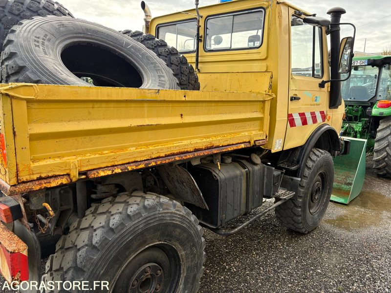 CAMION MERCEDES UNIMOG 1200 - LKW: das Bild 3 CAMION MERCEDES UNIMOG 1200 - LKW: das Bild 3