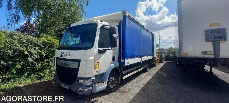 DAF LF210 12T BACHE - 2016 - 443069 kms (2426) - LKW: das Bild 1 DAF LF210 12T BACHE - 2016 - 443069 kms (2426) - LKW: das Bild 1