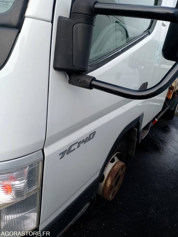 MITSUBISHI CANTER ( MOTEUR HS ) - LKW: das Bild 1 MITSUBISHI CANTER ( MOTEUR HS ) - LKW: das Bild 1