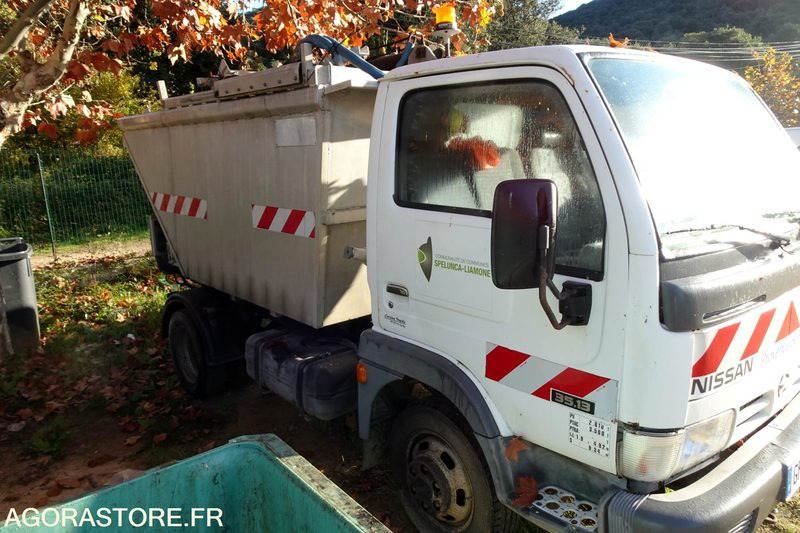 Nisssan Cabstar 35.13 - LKW: das Bild 3 Nisssan Cabstar 35.13 - LKW: das Bild 3