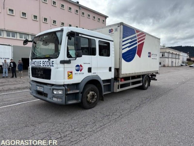 PORTEUR ROUTIER - MAN TGM 250 - Ex Véhicule Ecole - Parc 3804 - LKW: das Bild 2 PORTEUR ROUTIER - MAN TGM 250 - Ex Véhicule Ecole - Parc 3804 - LKW: das Bild 2