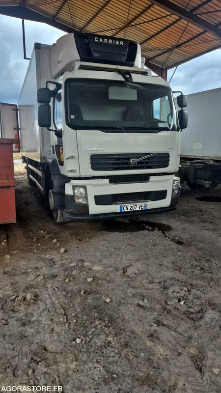 Porteur frigo Volvo FE 260 - LKW: das Bild 2 Porteur frigo Volvo FE 260 - LKW: das Bild 2