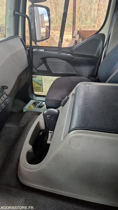 Porteur frigo Volvo FE 260 - LKW: das Bild 5 Porteur frigo Volvo FE 260 - LKW: das Bild 5