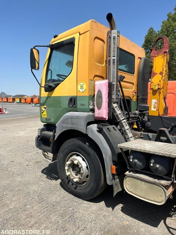 RENAULT 6x4 ampliroll - 2005 / 1 000 000 KM (P2101662) - LKW: das Bild 3 RENAULT 6x4 ampliroll - 2005 / 1 000 000 KM (P2101662) - LKW: das Bild 3