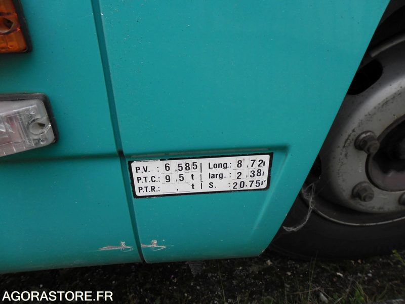 RENAULT MIDLINER - LKW: das Bild 5 RENAULT MIDLINER - LKW: das Bild 5