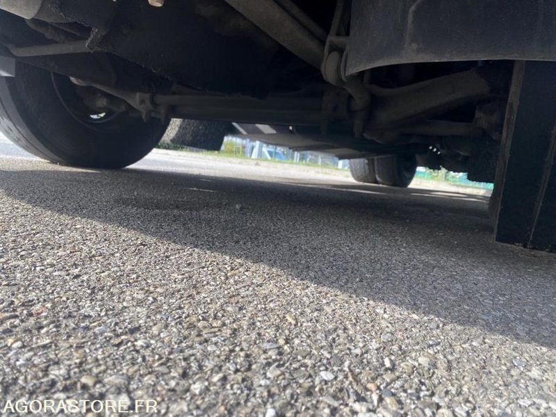 LKW RENAULT PREMIUM 210.19 19 t citerne ADR- -2006-517007-BJ288SY - export only: das Bild 8 LKW RENAULT PREMIUM 210.19 19 t citerne ADR- -2006-517007-BJ288SY - export only: das Bild 8