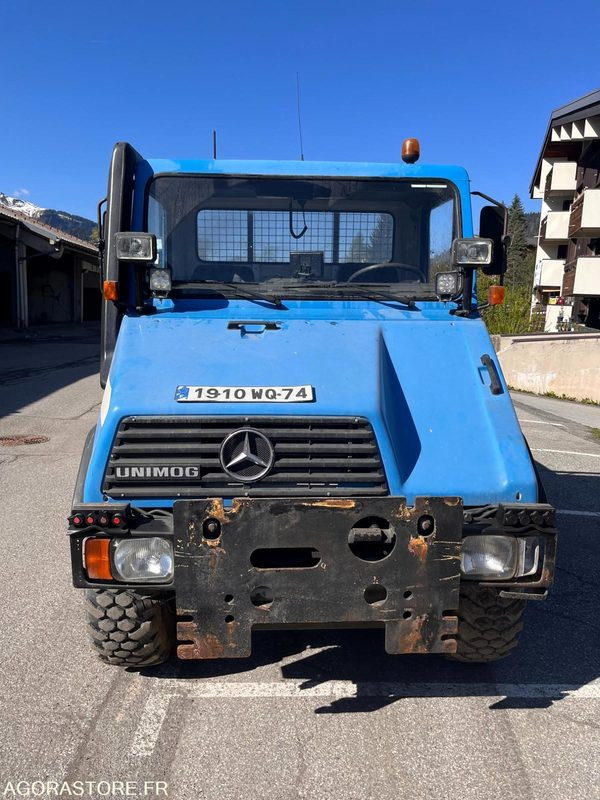 UNIMOG U90 - LKW: das Bild 2 UNIMOG U90 - LKW: das Bild 2