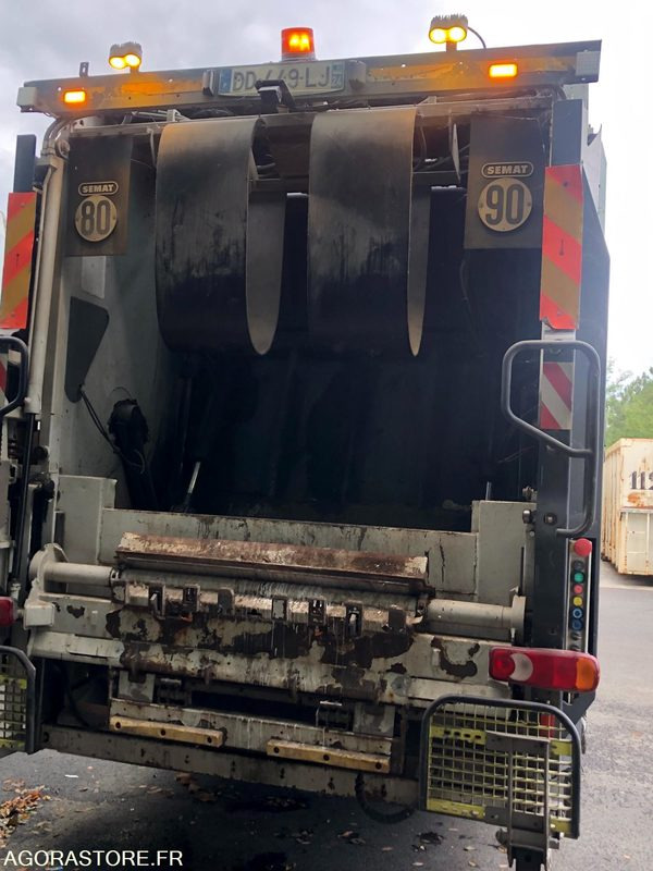 MERCEDES ECONIC (26t, 21 CV, 353 Cv, cabine bus, benne 23m3) - 138948 kms - 2018 - Müllwagen: das Bild 4 MERCEDES ECONIC (26t, 21 CV, 353 Cv, cabine bus, benne 23m3) - 138948 kms - 2018 - Müllwagen: das Bild 4