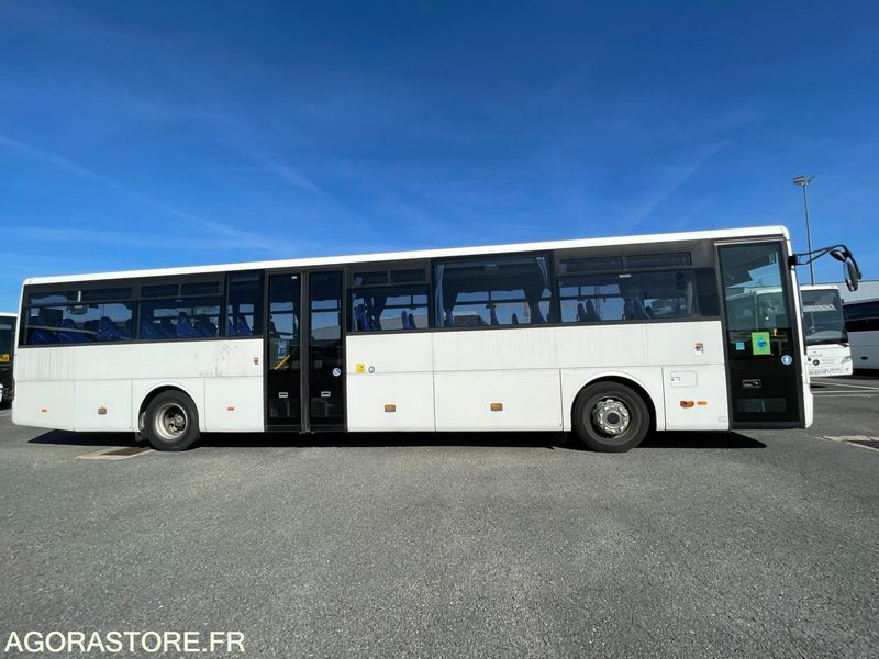 MERCEDES INTOURO M12,98m N°083329 - Kleinbus, Personentransporter: das Bild 2 MERCEDES INTOURO M12,98m N°083329 - Kleinbus, Personentransporter: das Bild 2